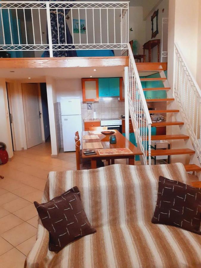 Tzil Home Kyparissia Exterior photo